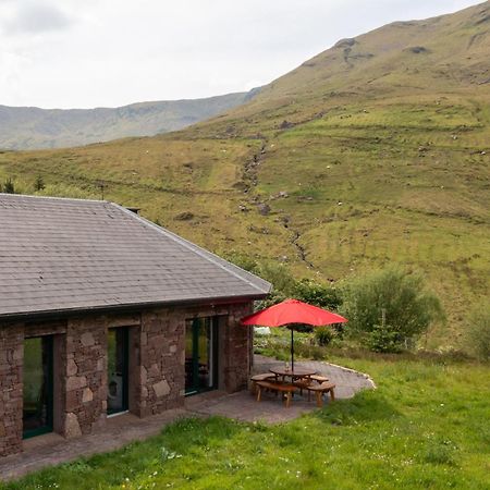 Heather Lodge With Sea And Mountain Views Leenaun Chambre photo