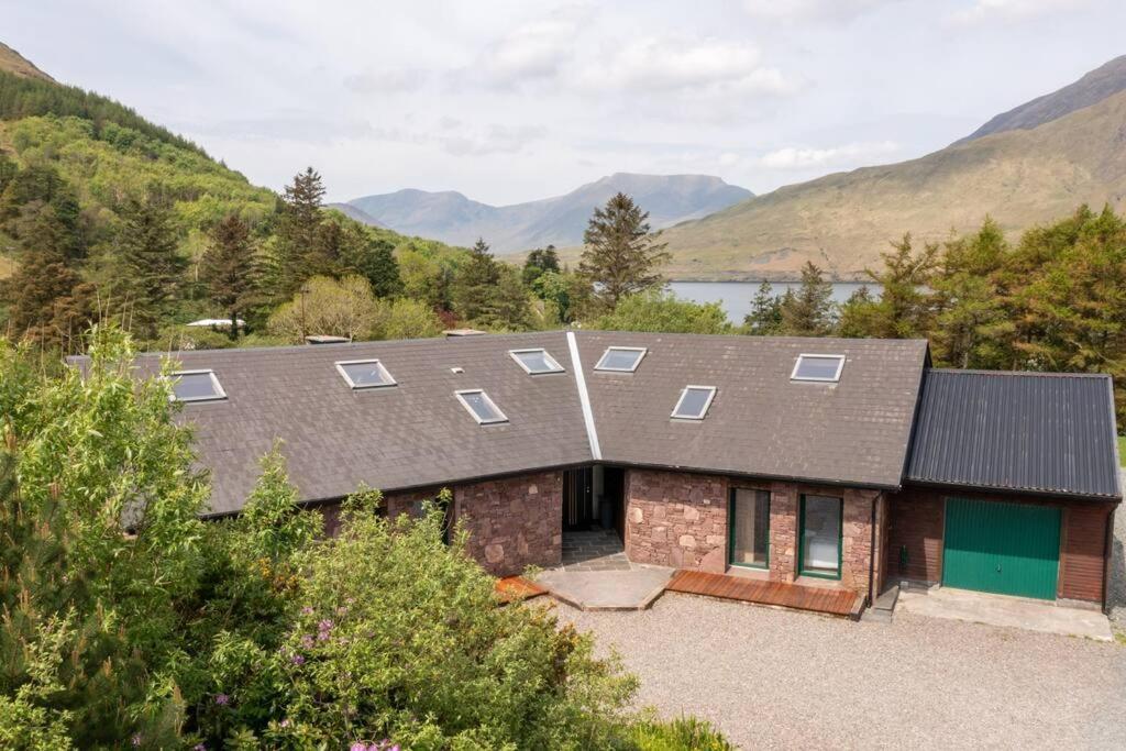 Heather Lodge With Sea And Mountain Views Leenaun Extérieur photo